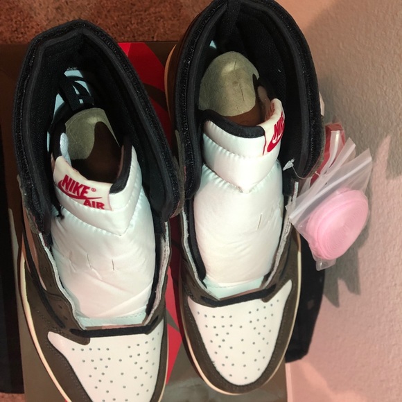 Air Jordan Cactus Jack 1 Athletic Shoes